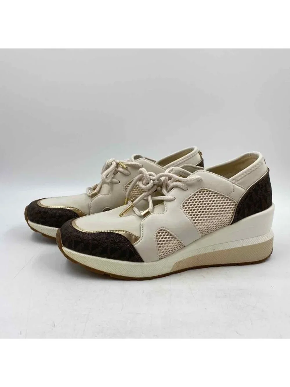 Michael Kors LIv Trainer Women's Shoe Size 7.5 Ivory Textured Sneakers